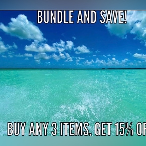 Workout top. Size Medium - Picture 7 of 7